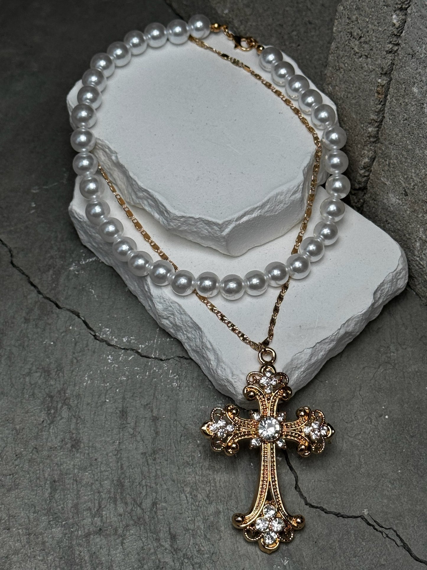 Angel Vibes Layered Necklace 16"