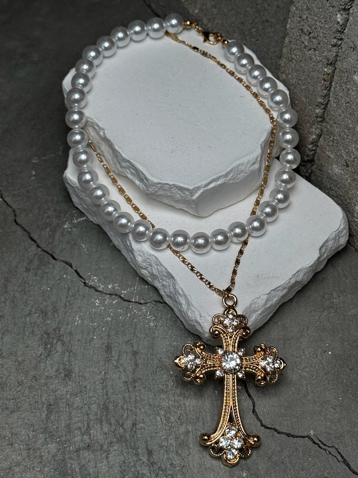 Angel Vibes Layered Necklace 16"