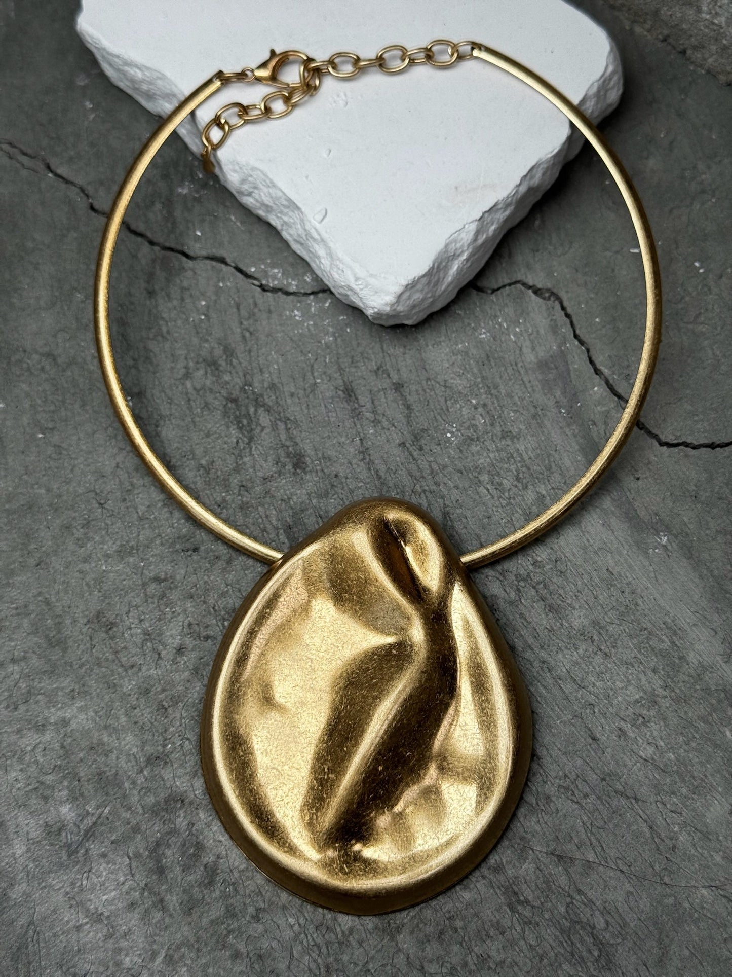 Power Trip Bold Choker 15"