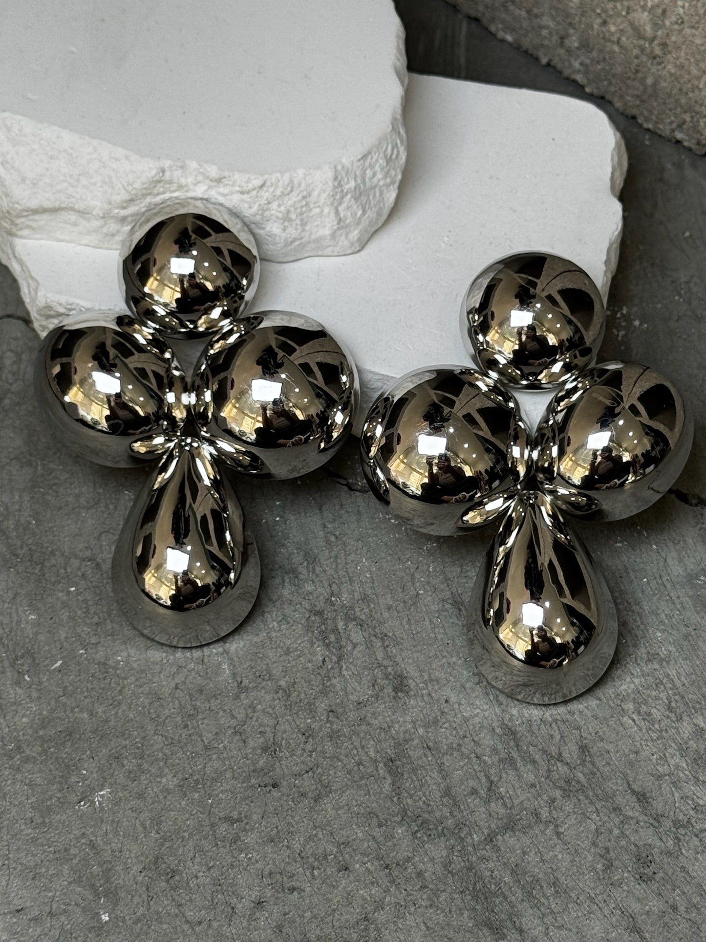 BIG Mood Chunky Earrings