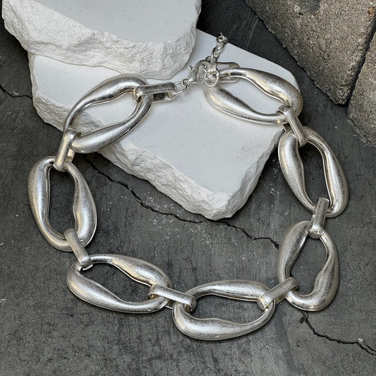 Worth the Hype Oval Link Necklace 16" w/ Extender