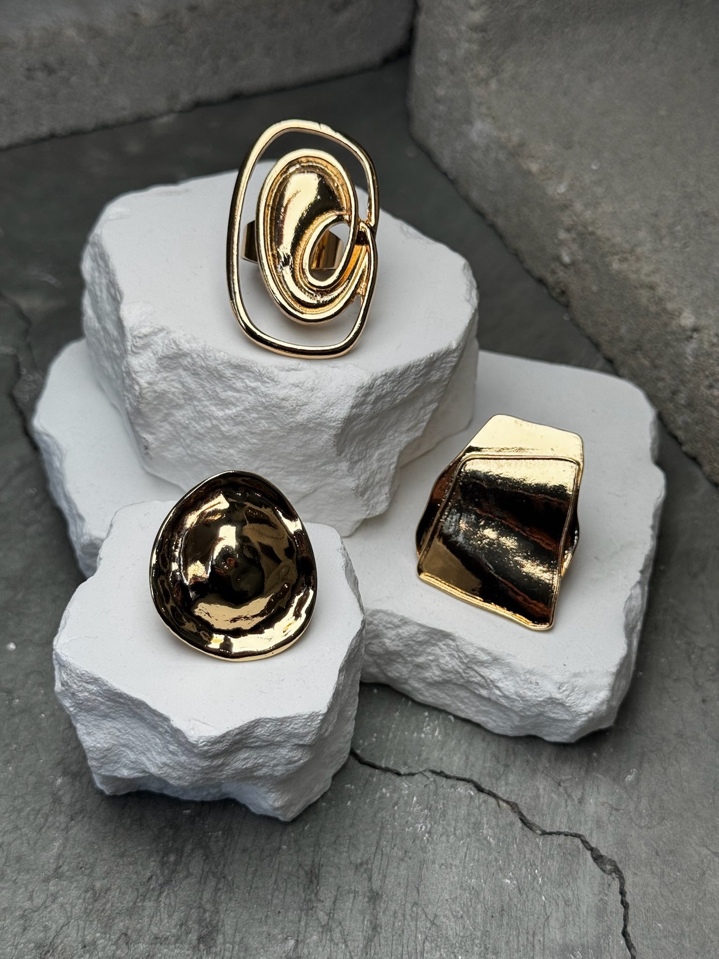 So Dramatic 3 Piece Ring Set Expandable up to size 9