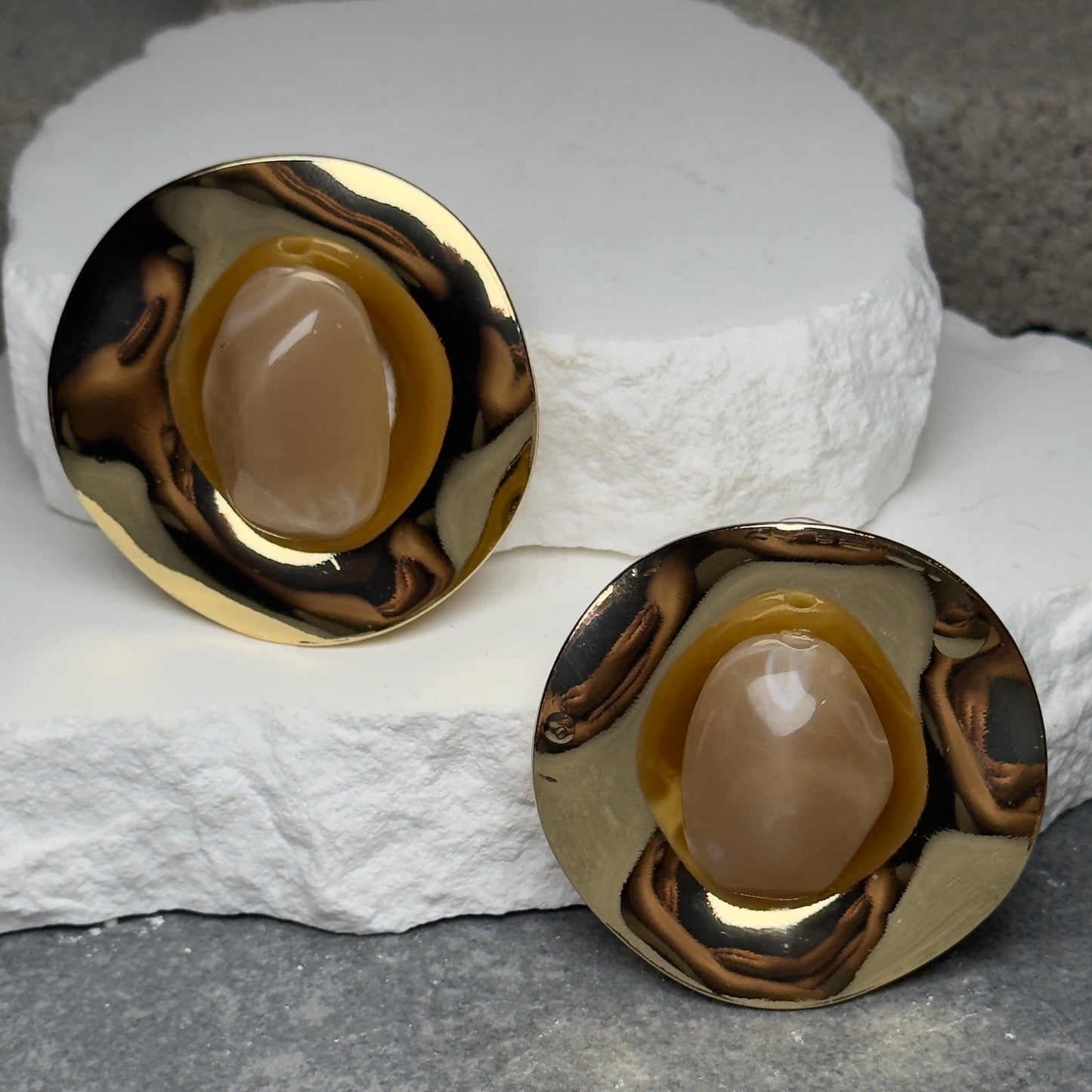 Sandstone Muse Stone Stud Earring