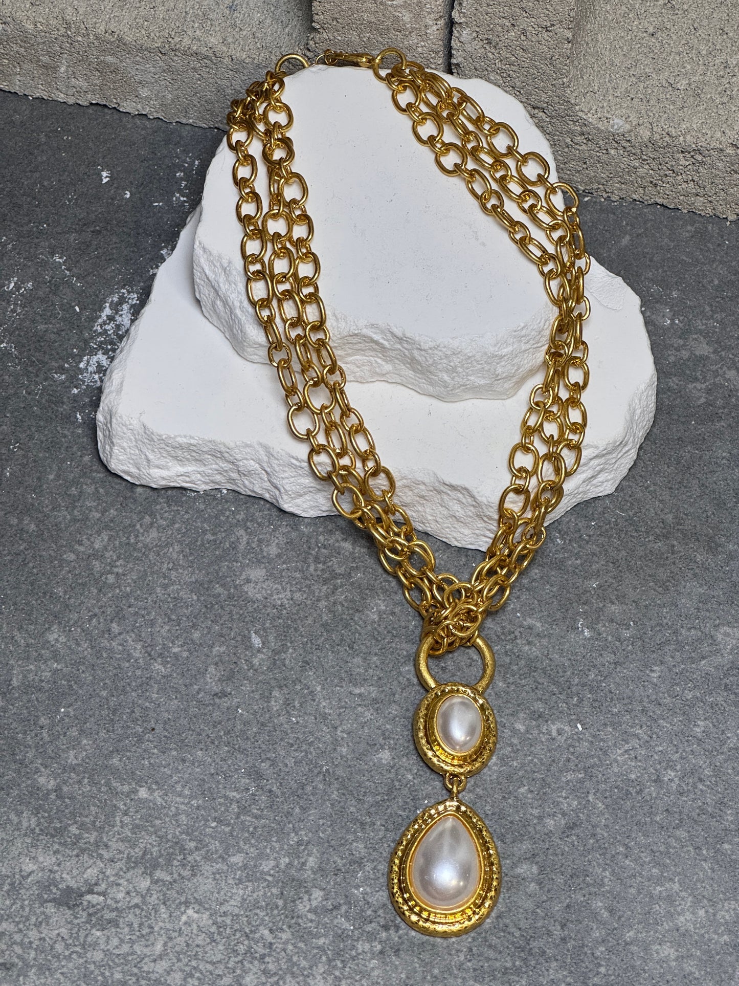 The Vivienne Pearl Necklace