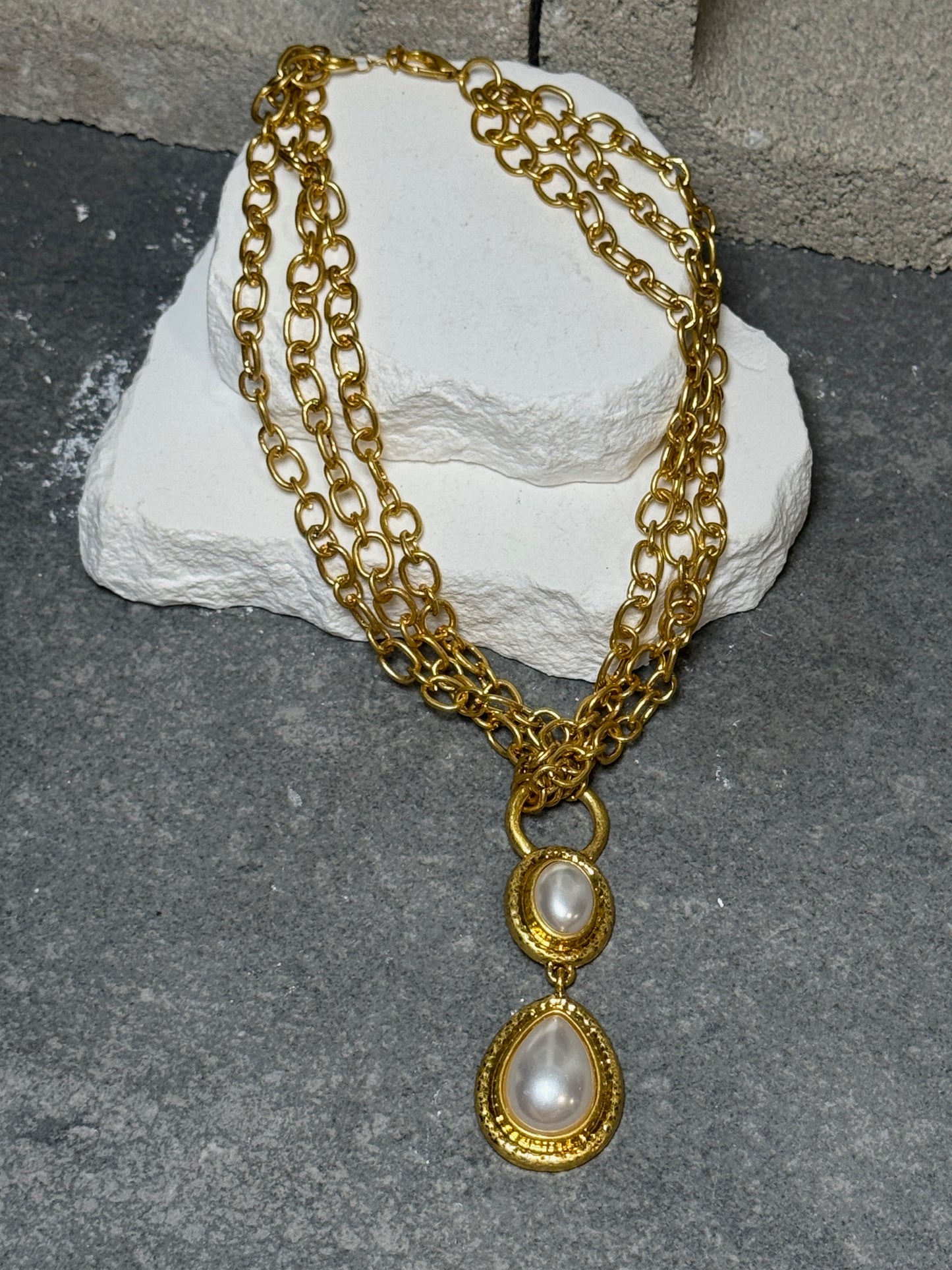 The Vivienne Pearl Necklace