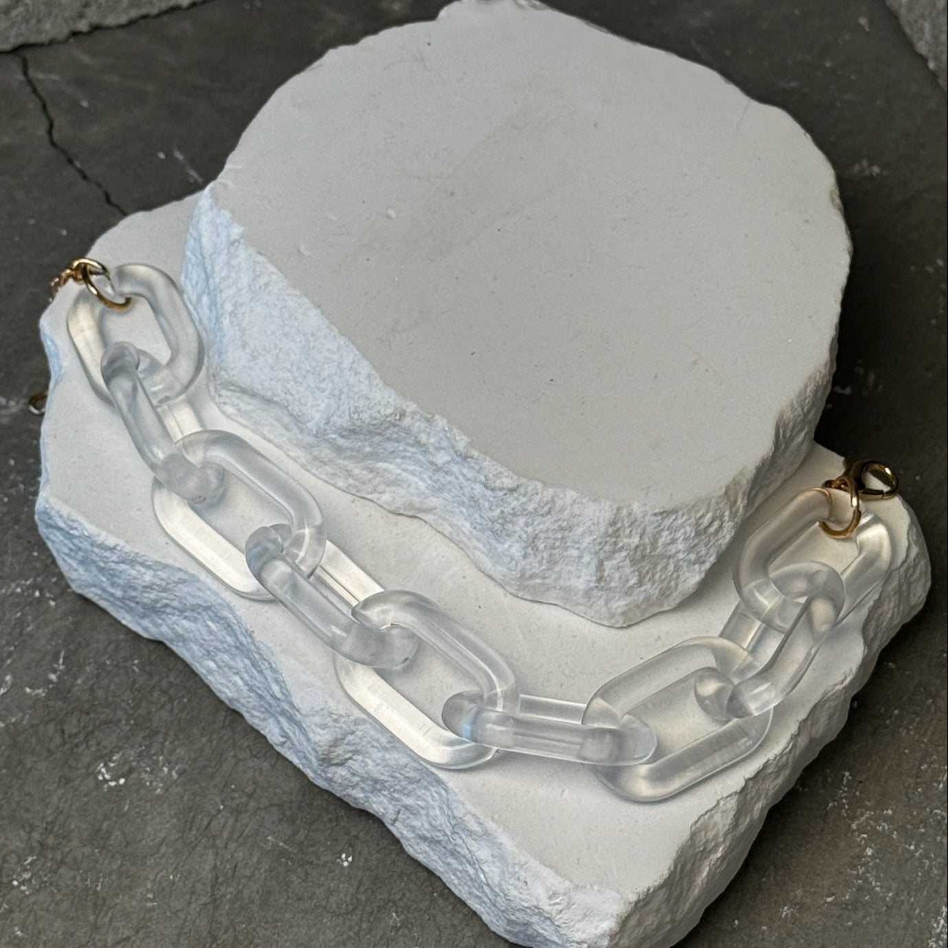 Clear to Me Link Bracelet 7"