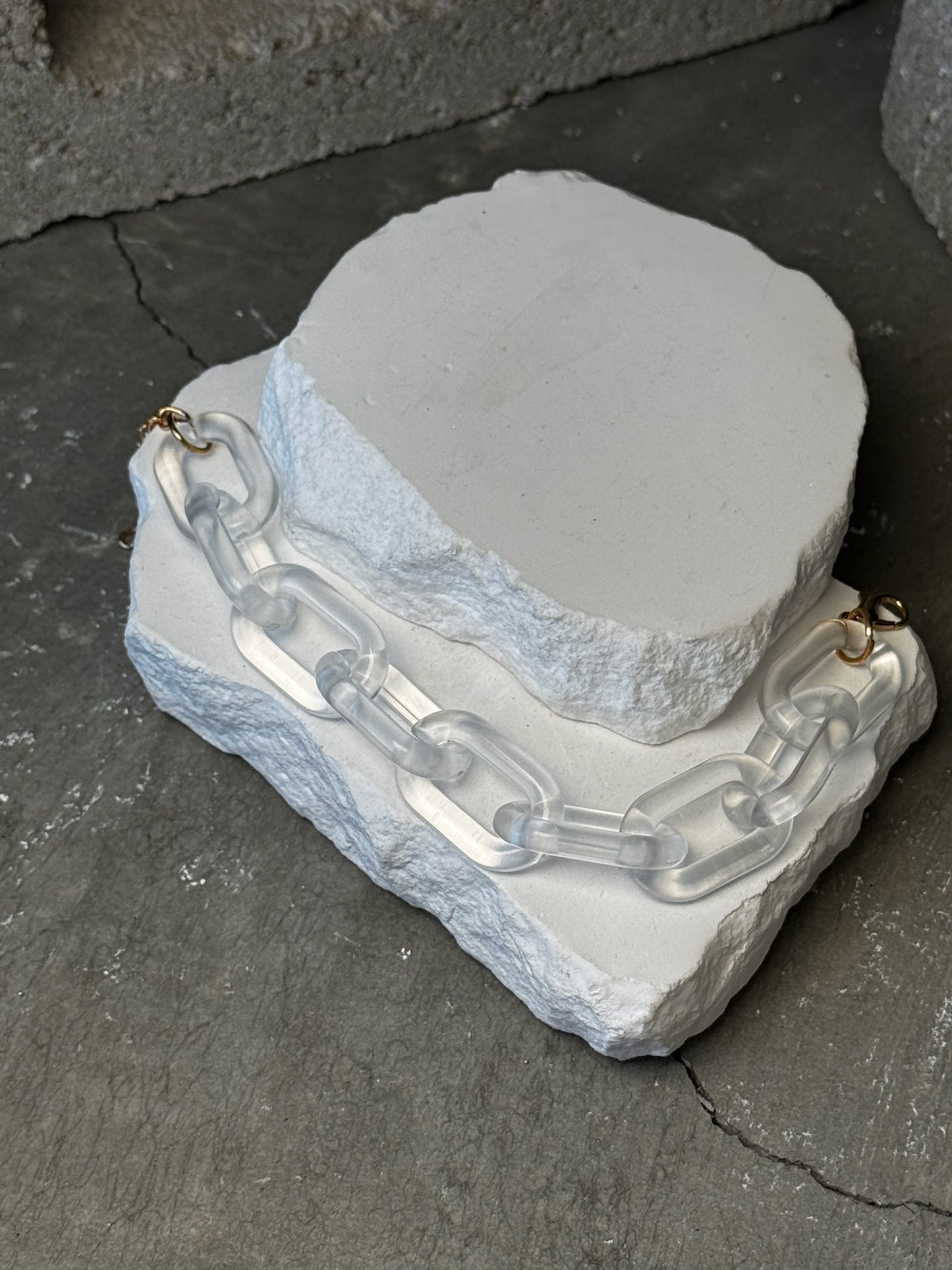 Clear to Me Link Bracelet 7"