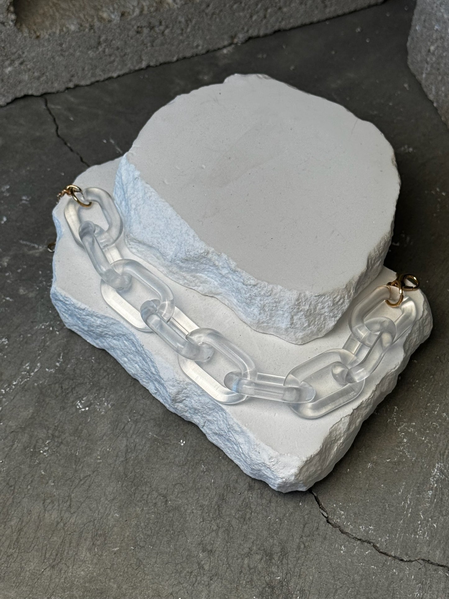 Clear to Me Link Bracelet 7"