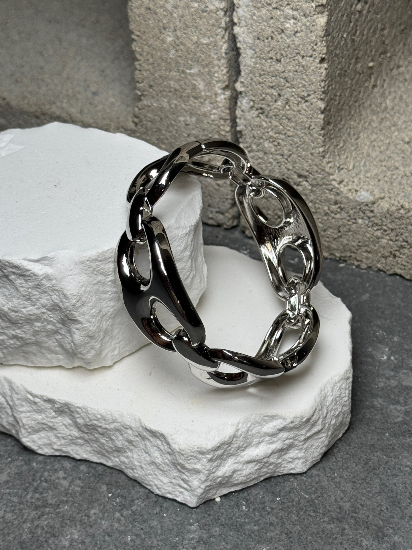 The Soho Link Bracelet 8"