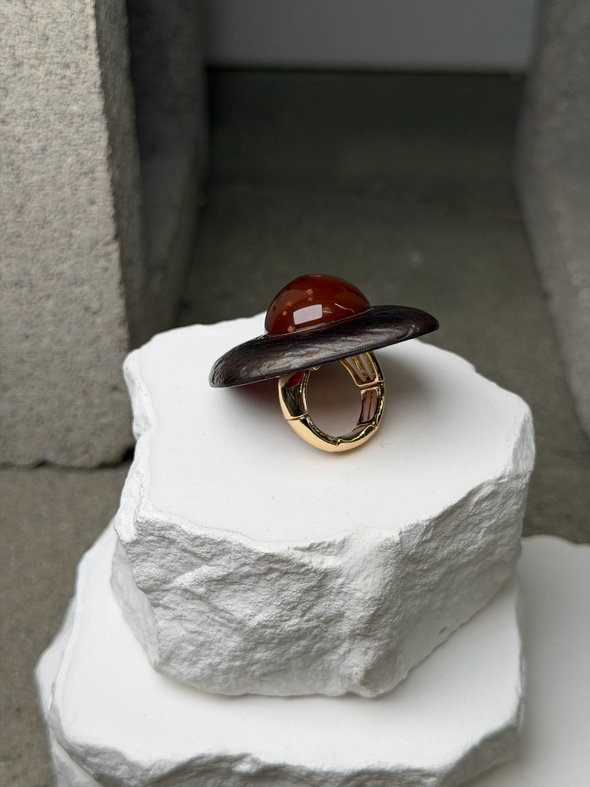 The Mahogany Mood Expandable Ring