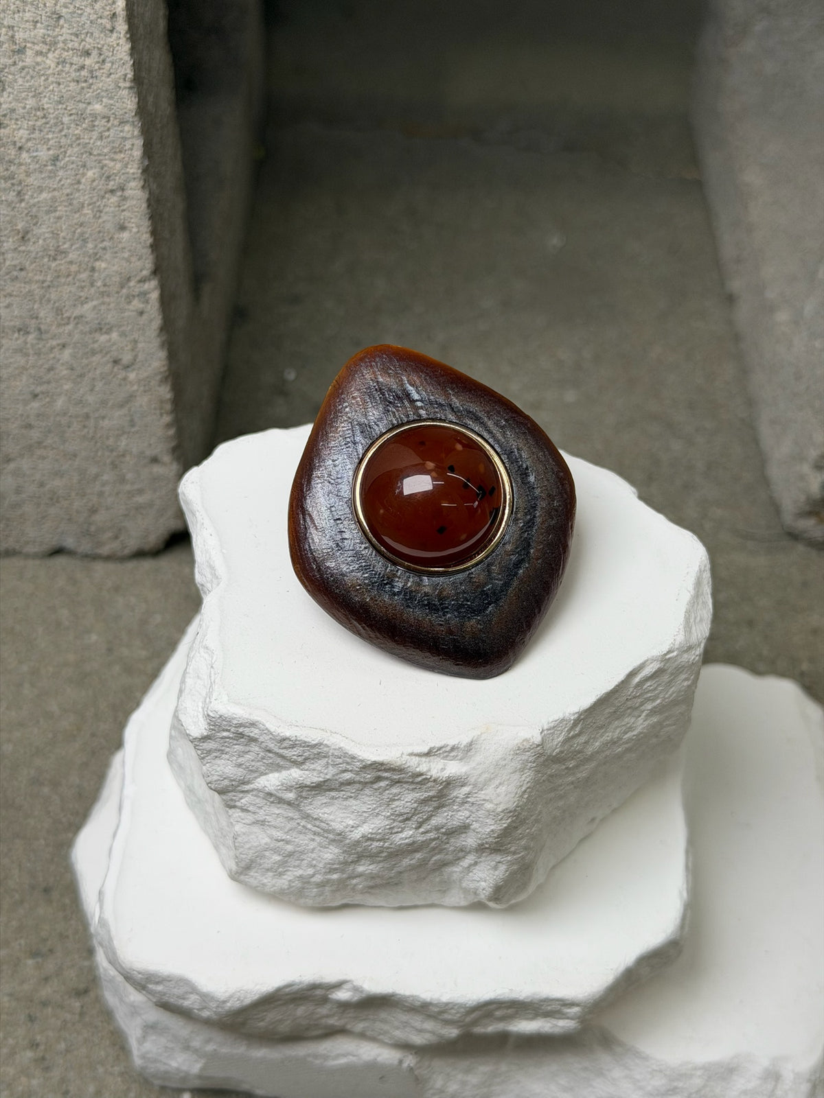 The Mahogany Mood Expandable Ring