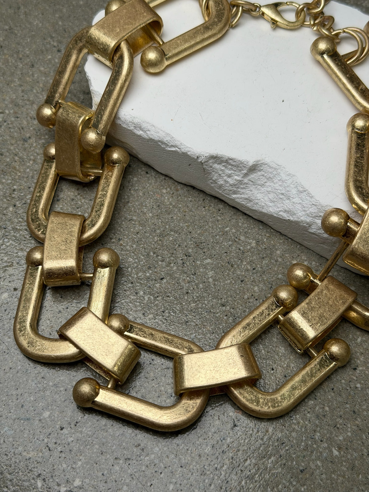The Chain Reaction Necklace 19'