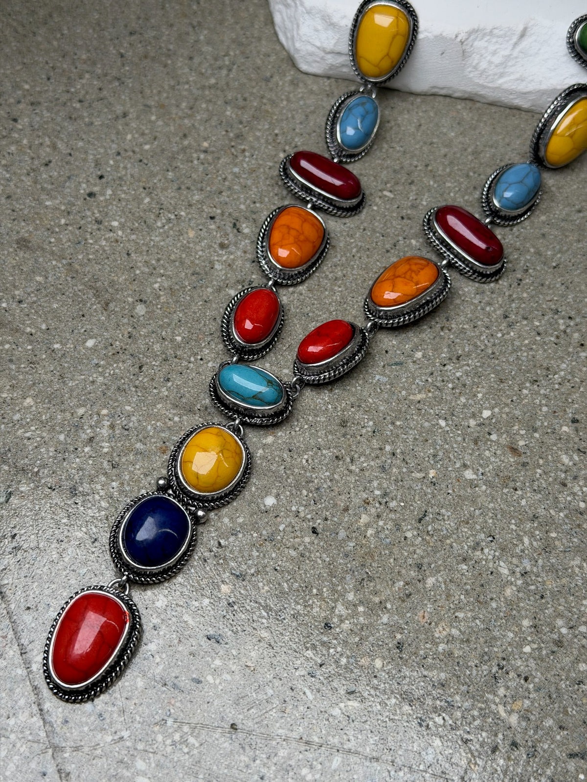 The Desert Muse Stone Necklace 31'