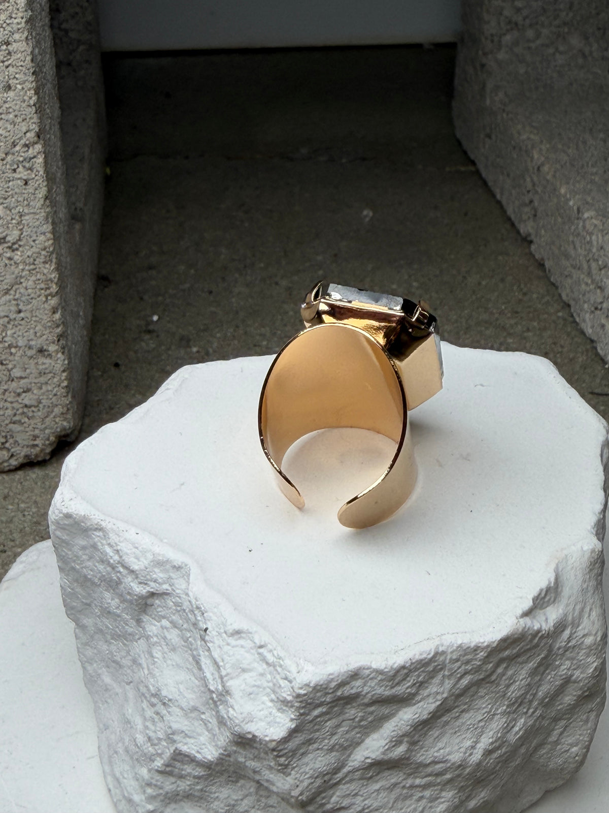The Color Riot Expandable Ring