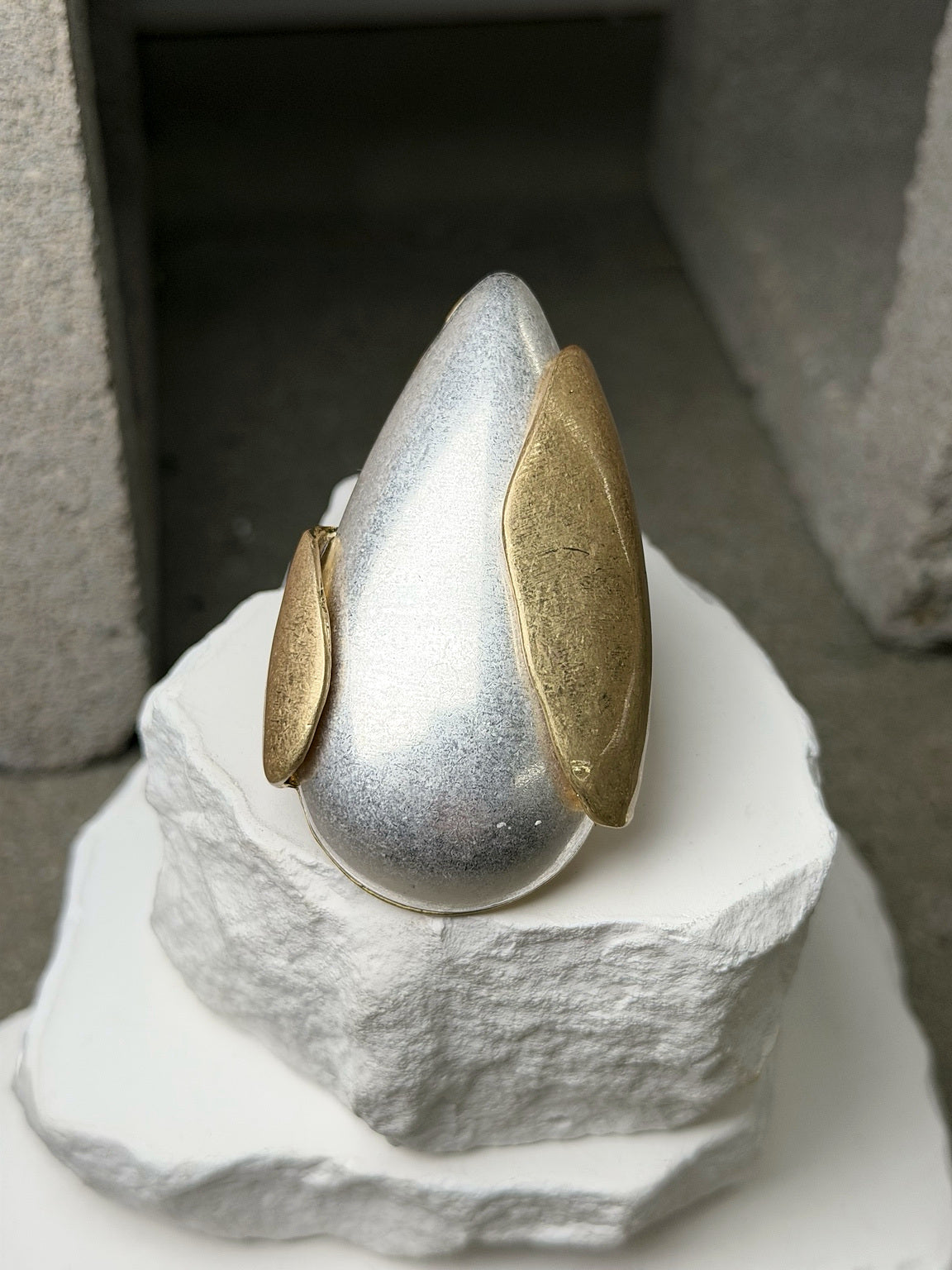 The Aria Expandable Ring
