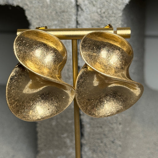 Bad & Boujee Wave Stud Earrings