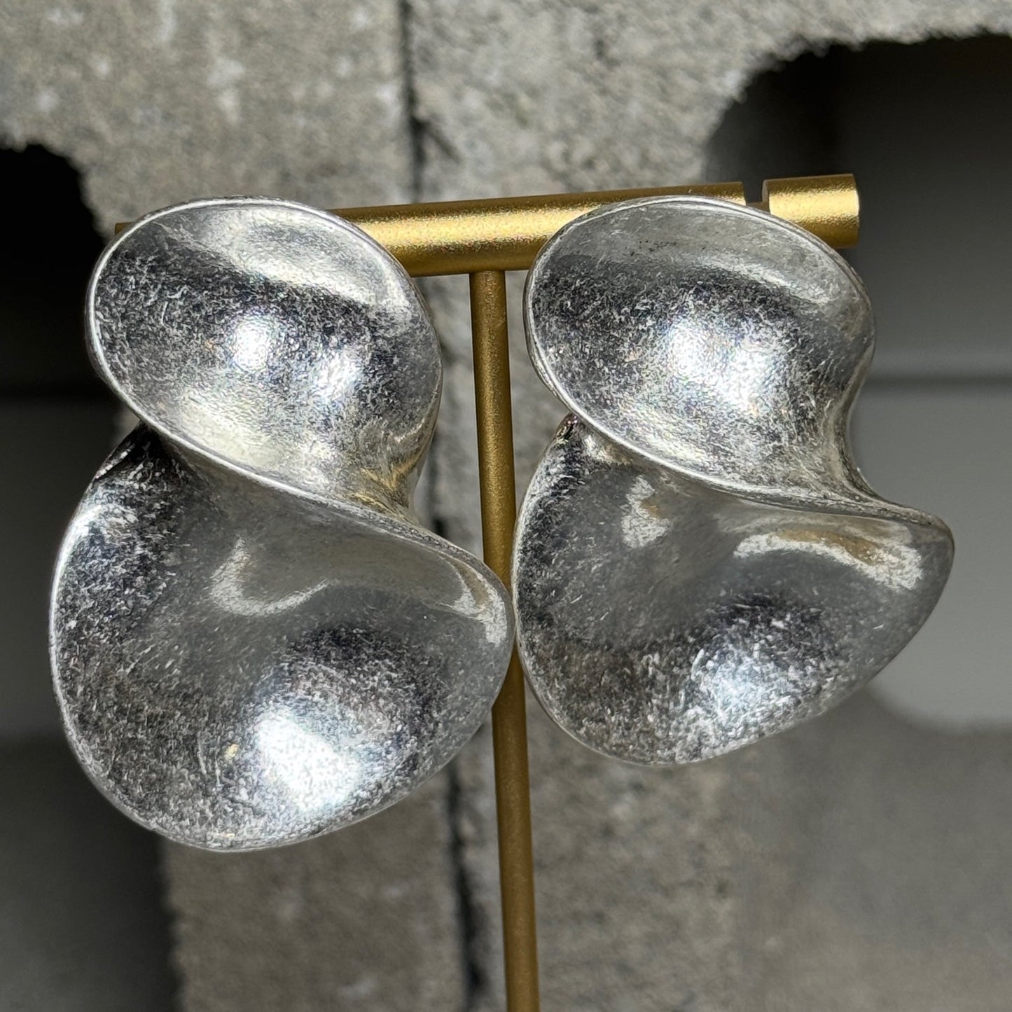 Bad & Boujee Wave Stud Earrings