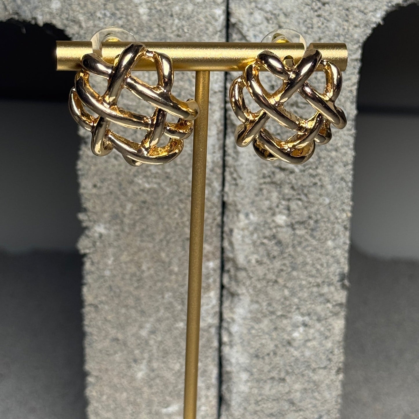 Golden Entanglement Stud Earrings