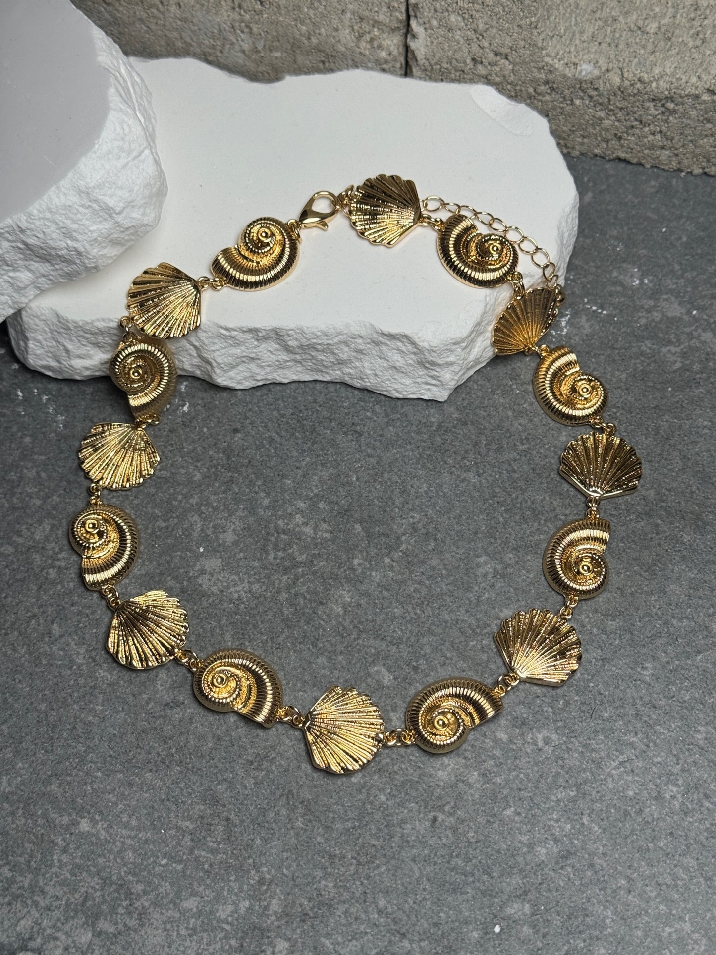 Golden Tide Necklace 18" w/ Extender