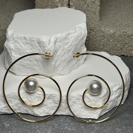 Solar Loop Pearl Stud Earrings