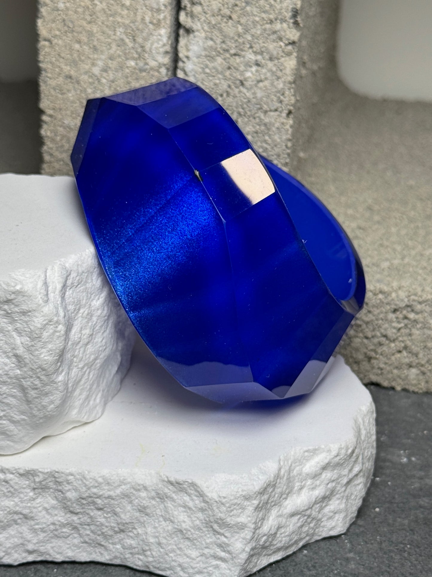 Clear It Up Chunky Bangle 7.5