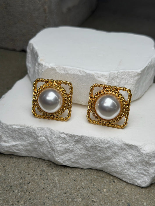 The Capri Pearl Studs