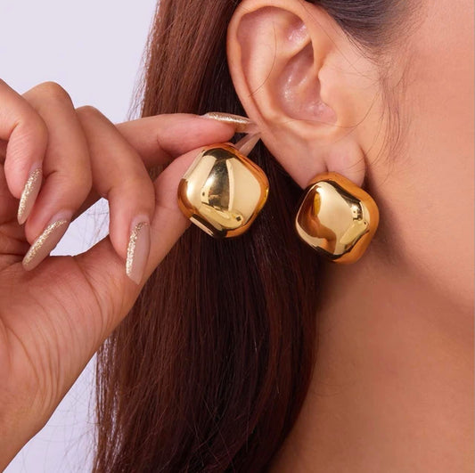 She's Polished Square Chunky Clip On Earrings Gold Bold Textured Statement Earrings for Casual Wear Elevate Your Style with Strong Visual Impact