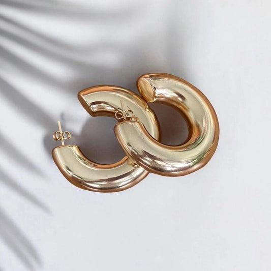 On The Go Mini Crescent Hoop Earrings Lightweight & Compact, Perfect for Everyday Wear