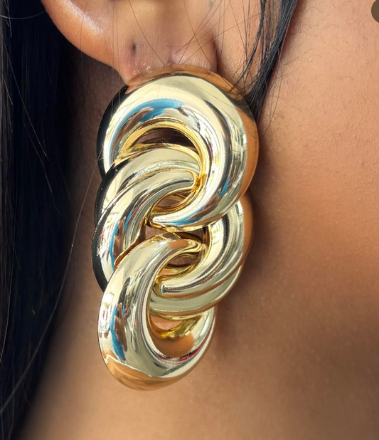 Sneaky Link Gold Statement Earrings - Sleek Link Pattern, Gold Finish, Geometric Design, Female Fashion Accessory