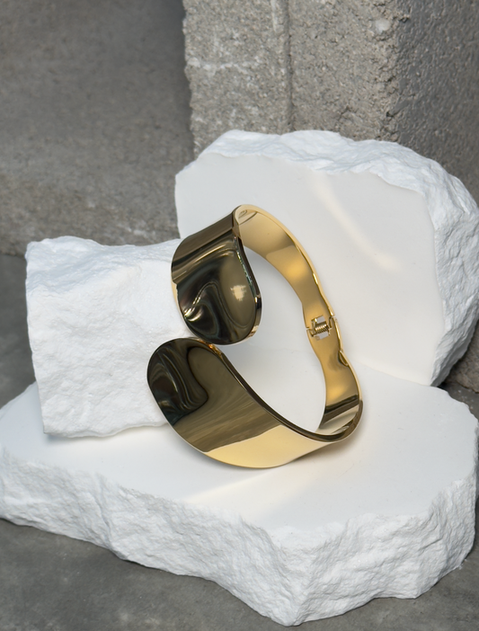 Have to Have it Latched Gold Bracelet